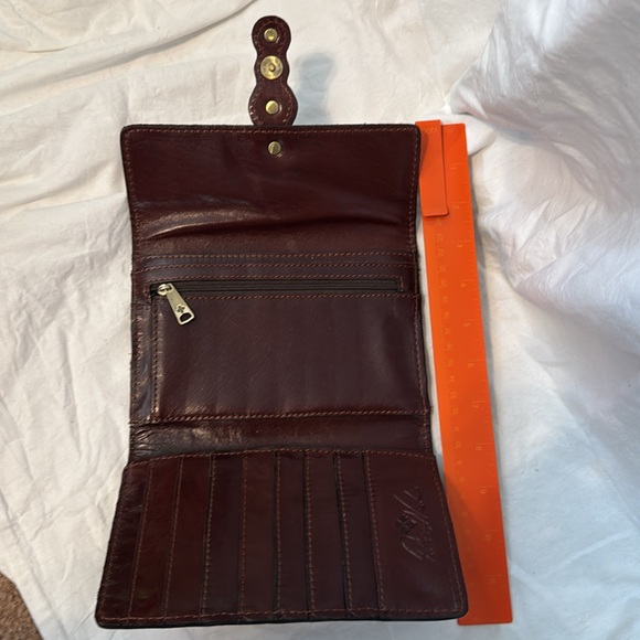 Patricia Nash Wallet - Picture 3 of 7